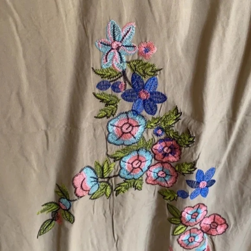 SOLD OUT Olive Floral Embroidered Cover Up Duster Kimono - Picture 9 of 9